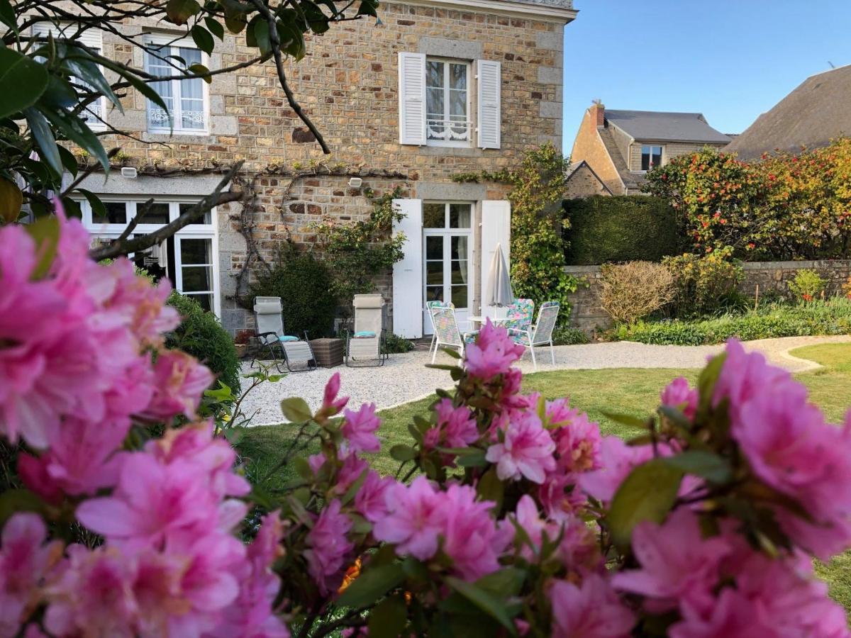 Maison D'Hotes De Charme La Rose De Ducey Pres Du Mont Saint Michel Exterior photo